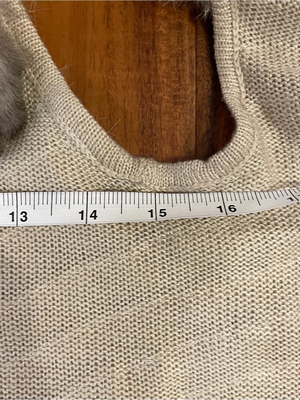 Metric Knits Fur Collection Women’s Rabbit Fur Vest Size XS. - Picture 13 of 13